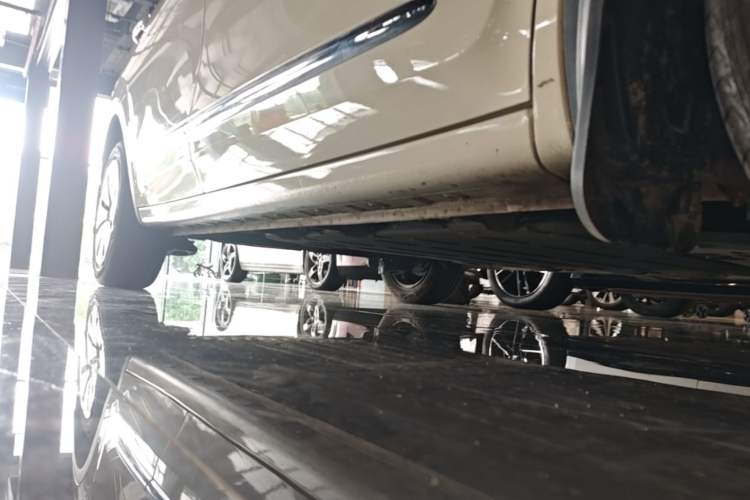 Used Wuling Bingo 2025 333 km Lingxi Connected Version Right Side Sill