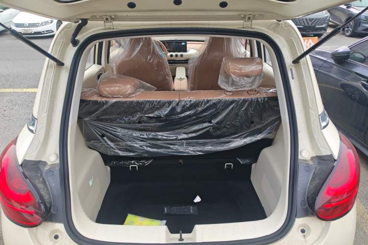 Used Wuling Bingo 2025 333 km Enjoyment Version Trunk