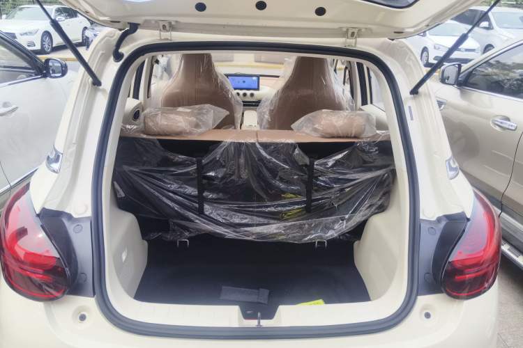 Used Wuling Bingo 2025 333 km Enjoyment Version Trunk