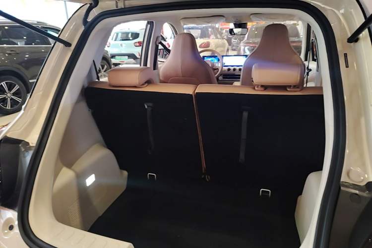 Used Wuling Bingo 2025 333 km Enjoyment Version Trunk