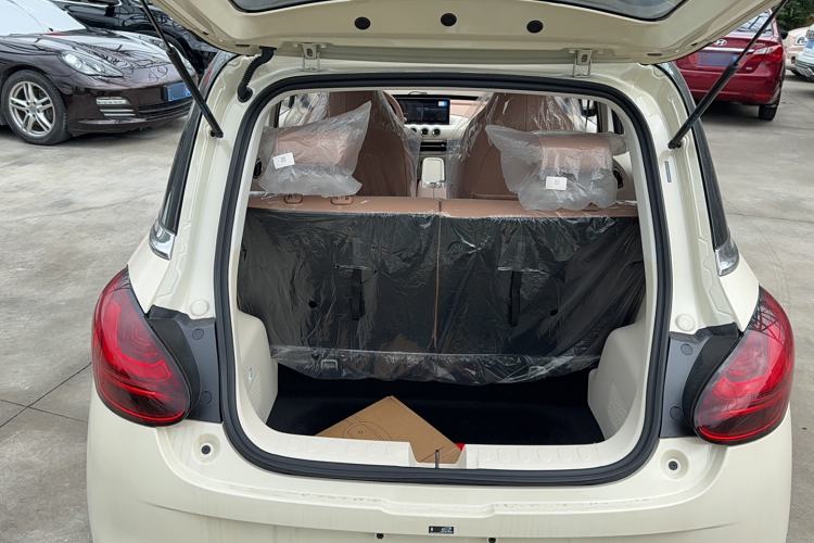 Used Wuling Bingo 2025 333 km Enjoyment Version Trunk