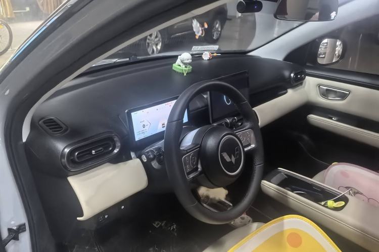 Used Wuling Bingo PLUS 2024 510 km Flagship Edition Four-Seater Version Interior 2