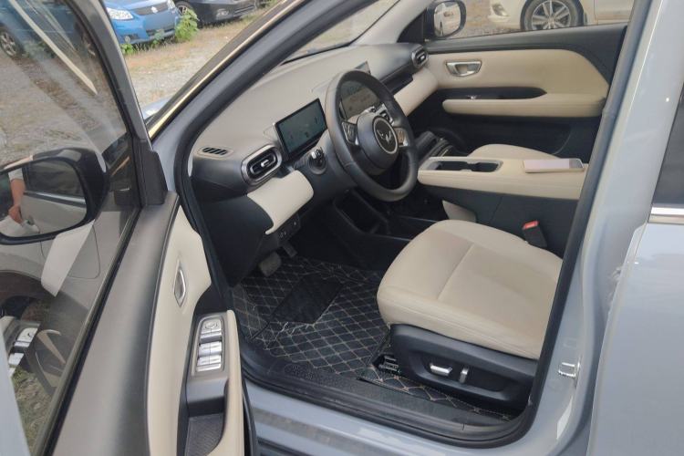 Used Wuling Bingo PLUS 2024 510 km Flagship Edition Four-Seater Version Interior 3
