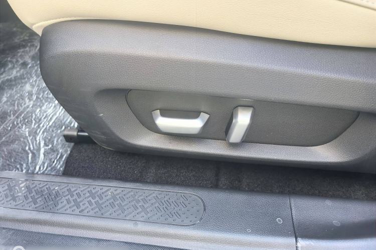 Used Wuling Bingo PLUS 2024 510 km Range 5-Seater Version Interior 6