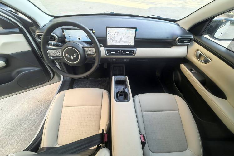 Used Wuling Bingo PLUS 2024 510 km Range 5-Seater Version Interior 8