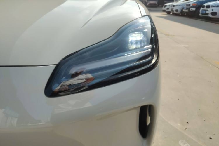 Used Wuling Bingo PLUS 2024 510 km Range 5-Seater Version Left Front Headlight