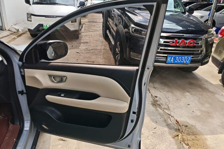Used Wuling Bingo PLUS 2024 510 km Flagship Edition Four-Seater Version Right Front Door Interior