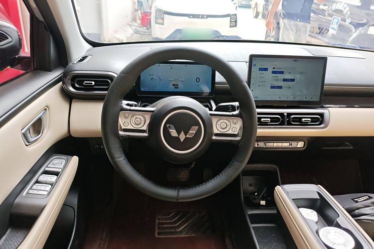 Used Wuling Bingo PLUS 2024 510 km Flagship Edition Four-Seater Version Steering Wheel