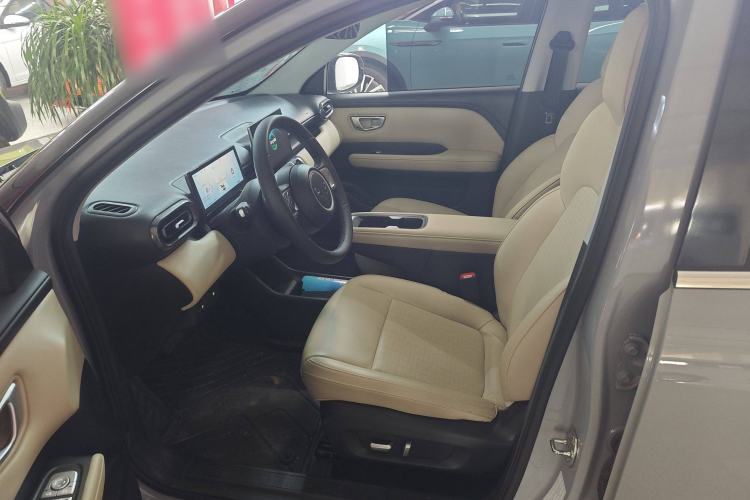 Used Wuling Bingo PLUS 2024 510 km Flagship Edition Four-Seater Version Interior 2