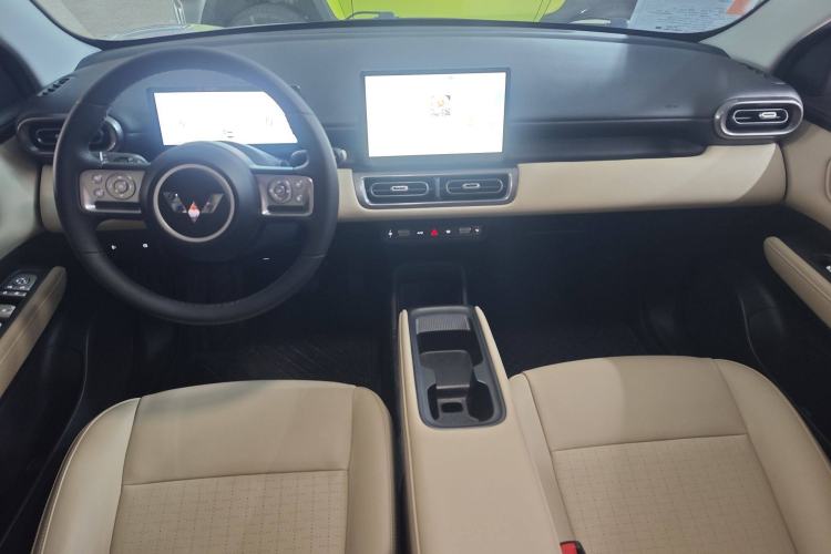 Used Wuling Bingo PLUS 2024 510 km Flagship Edition Four-Seater Version Interior 3