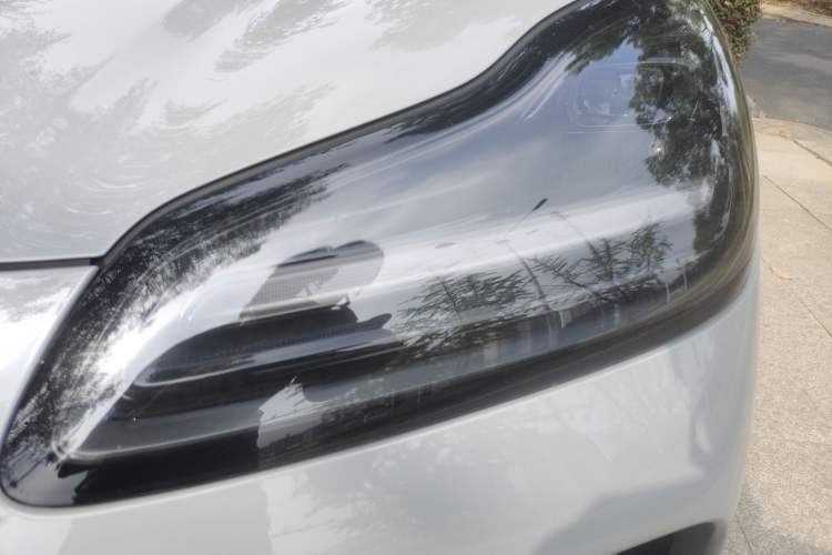 Used Wuling Bingo PLUS 2024 510 km Flagship Edition Four-Seater Version Left Front Headlight