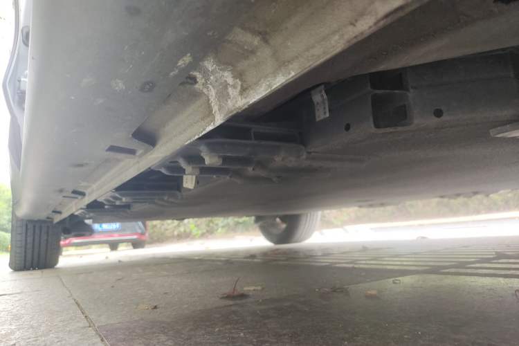 Used Wuling Bingo PLUS 2024 510 km Flagship Edition Four-Seater Version Right Side Sill