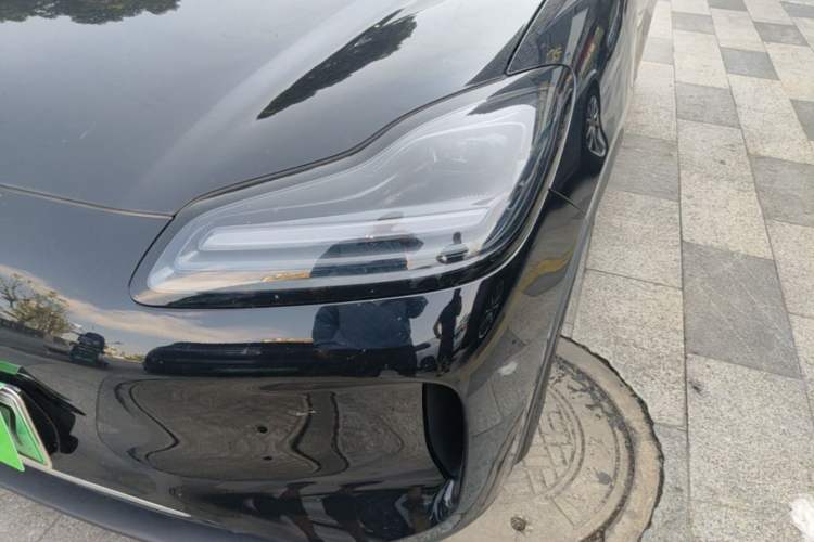 Used Wuling Bingo PLUS 2024 510 km Flagship Edition Four-Seater Version Left Front Headlight