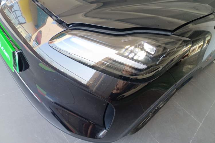 Used Wuling Bingo PLUS 2024 510 km Flagship Edition Four-Seater Version Left Front Headlight