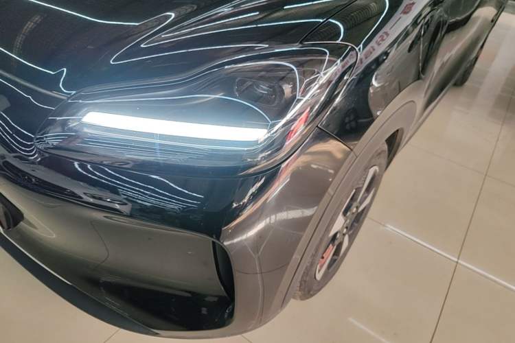 Used Wuling Bingo PLUS 2024 510 km Flagship Edition Four-Seater Version Left Front Headlight