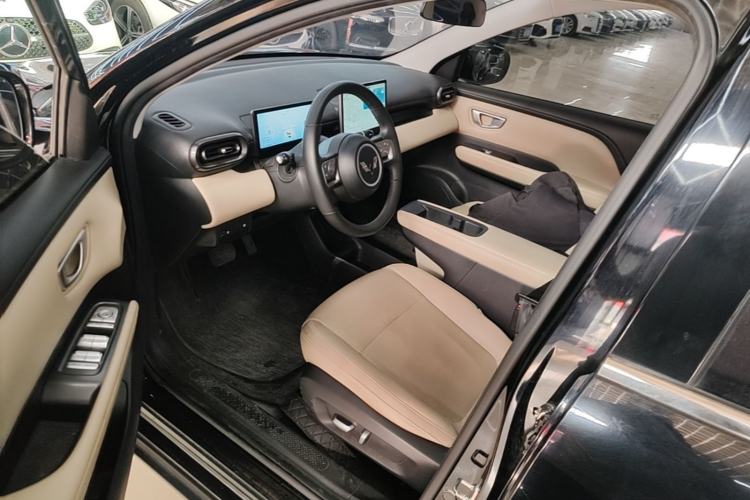 Used Wuling Bingo PLUS 2024 510 km Flagship Edition Four-Seater Version Left Front Seat