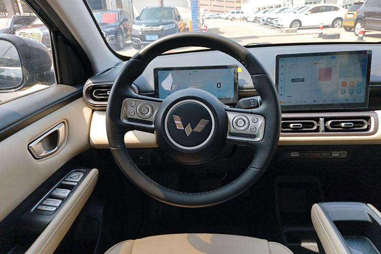 Used Wuling Bingo PLUS 2024 510 km Flagship Edition Four-Seater Version Steering Wheel