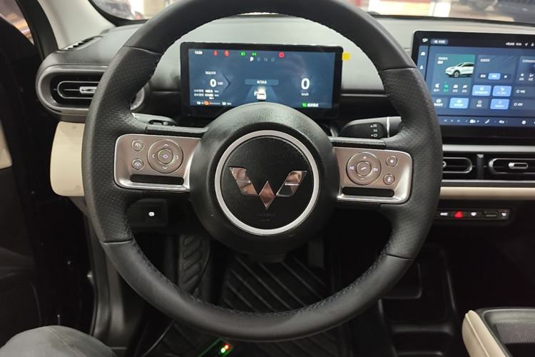 Used Wuling Bingo PLUS 2024 401 km Flagship Edition Four-Seater Version Steering Wheel