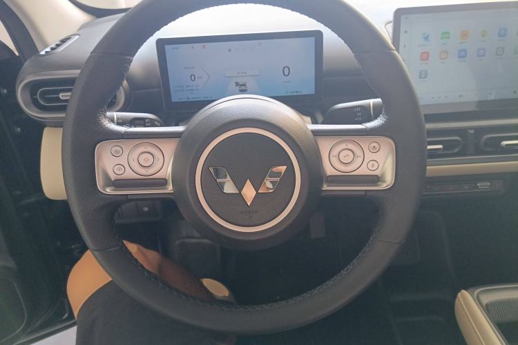 Used Wuling Bingo PLUS 2024 510 km Flagship Edition Four-Seater Version Steering Wheel