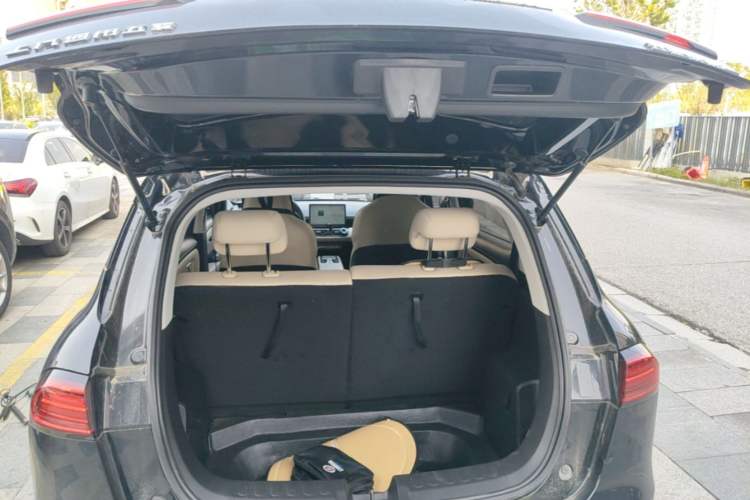 Used Wuling Bingo PLUS 2024 510 km Flagship Edition Four-Seater Version Trunk