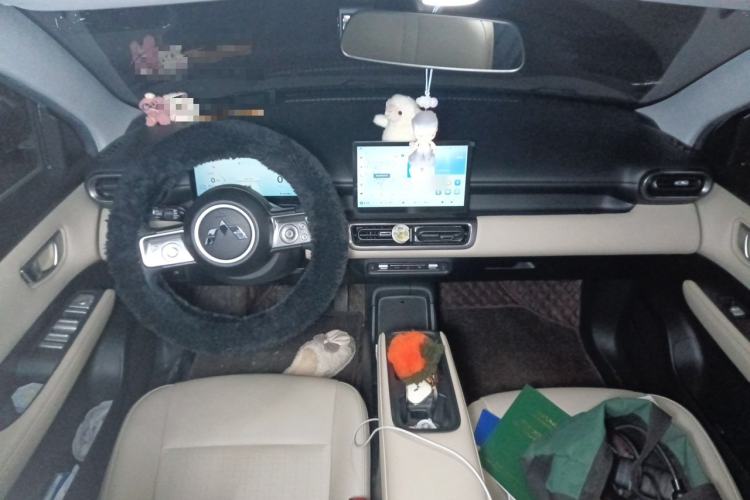 Used Wuling Bingo PLUS 2024 510 km Flagship Edition Four-Seater Version Center Console