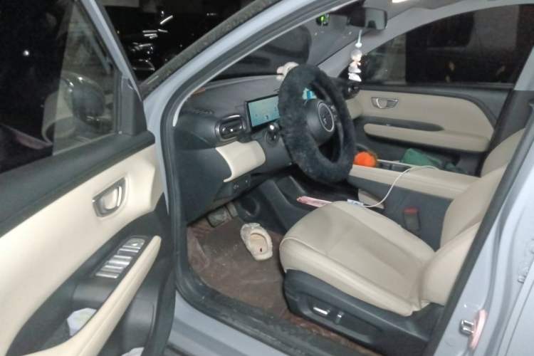 Used Wuling Bingo PLUS 2024 510 km Flagship Edition Four-Seater Version Driver Seat