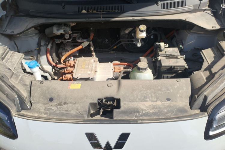 Used Wuling Bingo PLUS 2024 330 km Range Five-Seater Version Engine Bay