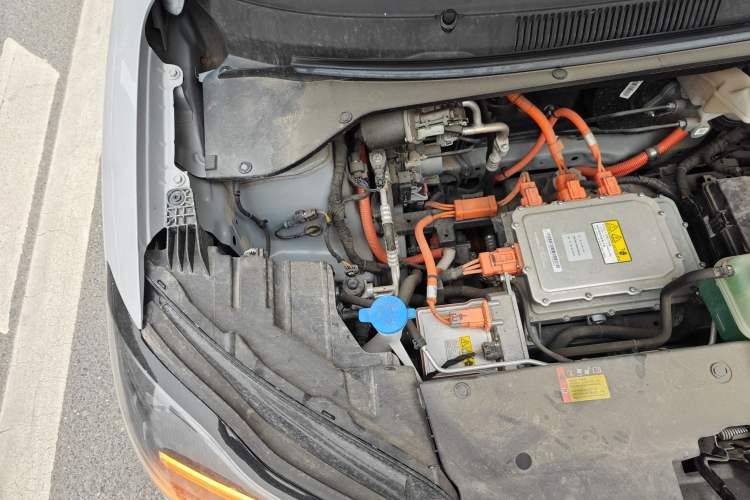 Used Wuling Bingo PLUS 2024 510 km Flagship Edition Four-Seater Version Engine Bay Right