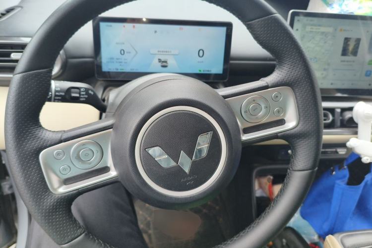 Used Wuling Bingo PLUS 2024 510 km Flagship Edition Four-Seater Version Steering Wheel