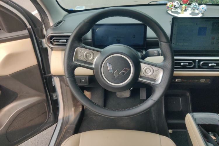 Used Wuling Bingo PLUS 2024 510 km Flagship Edition Four-Seater Version Steering Wheel