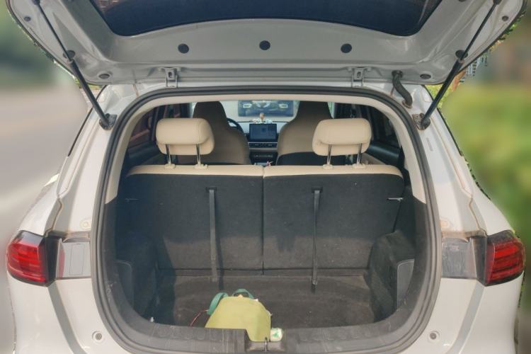 Used Wuling Bingo PLUS 2024 510 km Flagship Edition Four-Seater Version Trunk