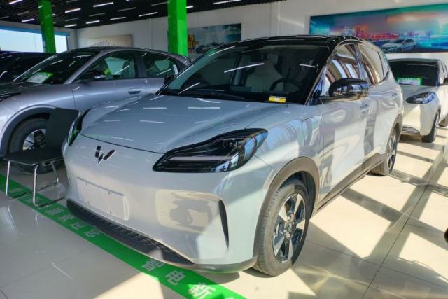 Used Wuling Bingo PLUS 2024 401 km Flagship Edition Four-Seater Version