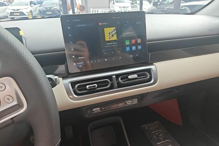 Used Wuling Bingo PLUS 2024 510 km Flagship Edition Four-Seater Version Audio And AC Panel