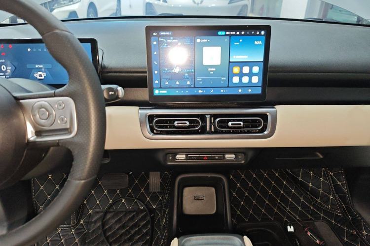 Used Wuling Bingo PLUS 2024 510 km Flagship Edition Four-Seater Version Audio And AC Panel