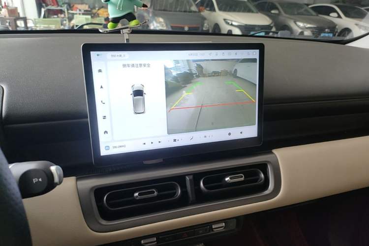 Used Wuling Bingo PLUS 2024 330 km Range Five-Seater Version Audio And AC Panel