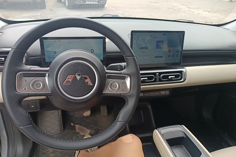 Used Wuling Bingo PLUS 2024 510 km Flagship Edition Four-Seater Version Center Console