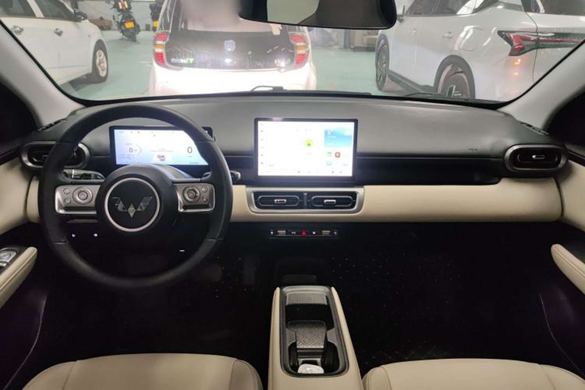 Used Wuling Bingo PLUS 2024 510 km Range 5-Seater Version Center Console
