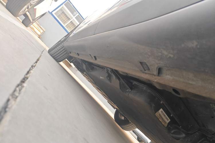 Used Wuling Bingo PLUS 2024 330 km Range Five-Seater Version Chassis Rear Left