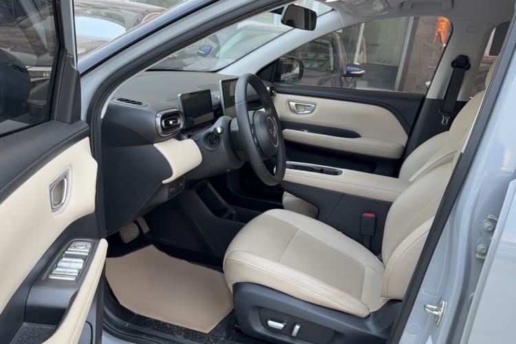 Used Wuling Bingo PLUS 2024 510 km Flagship Edition Four-Seater Version Driver Seat