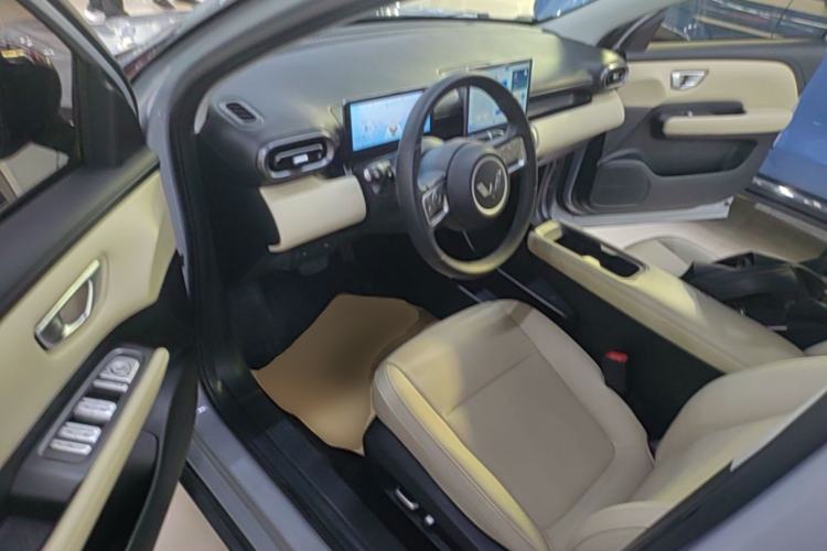 Used Wuling Bingo PLUS 2024 401 km Flagship Edition Four-Seater Version Driver Seat