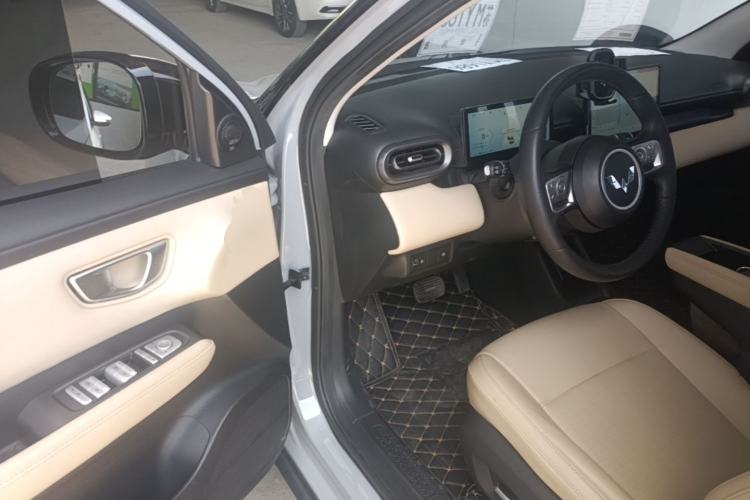 Used Wuling Bingo PLUS 2024 510 km Flagship Edition Four-Seater Version Driver Seat