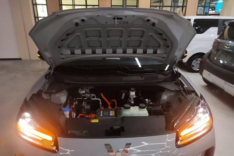 Used Wuling Bingo PLUS 2024 510 km Flagship Edition Four-Seater Version Engine Bay