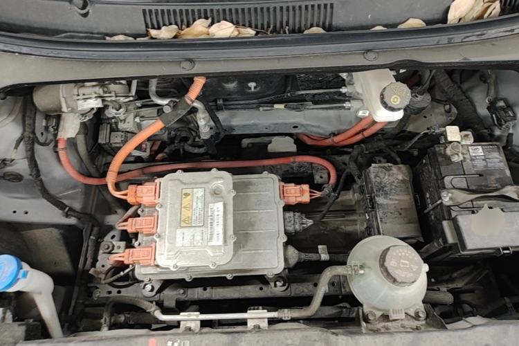 Used Wuling Bingo PLUS 2024 330 km Range Five-Seater Version Engine Bay