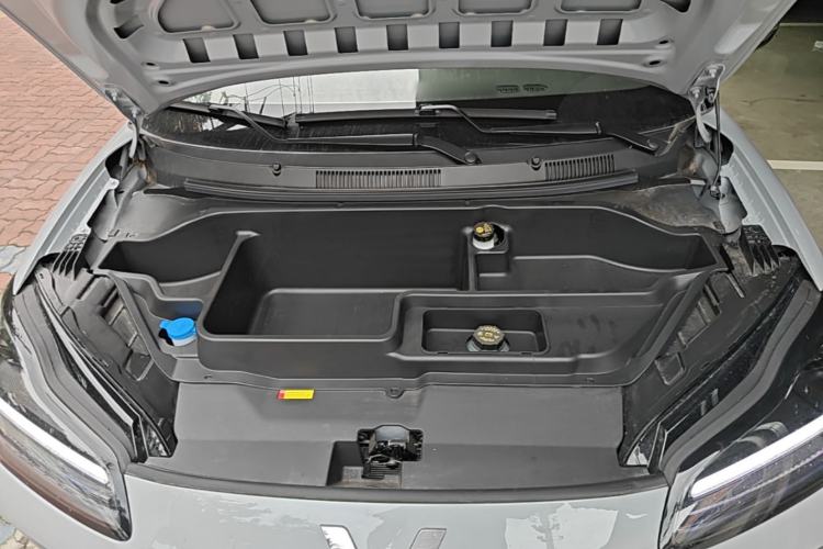 Used Wuling Bingo PLUS 2024 401 km Range 5-Seater Version Engine Bay
