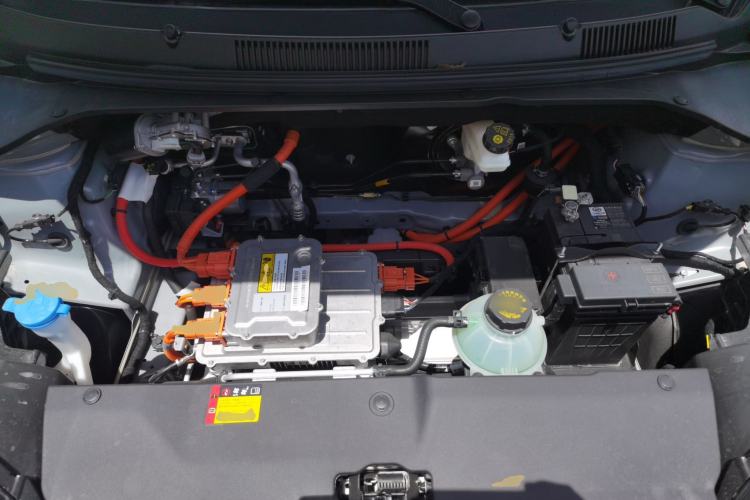 Used Wuling Bingo PLUS 2024 330 km Range Five-Seater Version Engine Bay