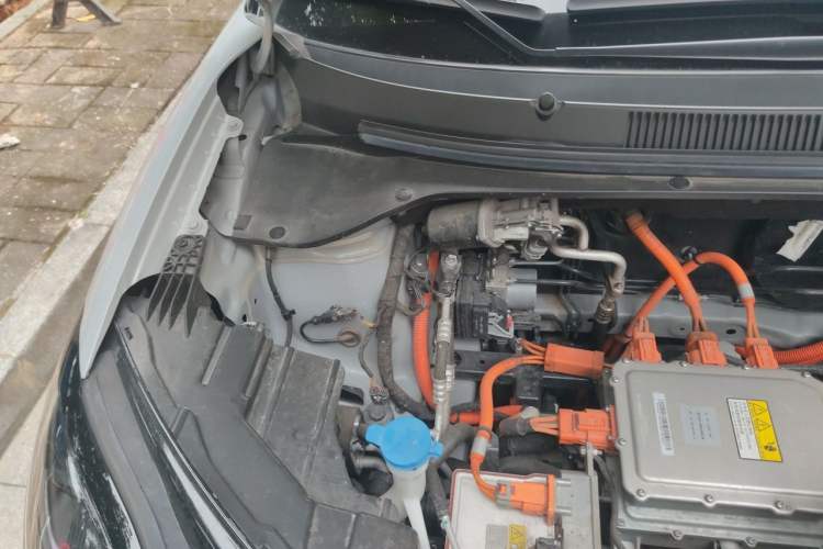 Used Wuling Bingo PLUS 2024 510 km Flagship Edition Four-Seater Version Engine Bay Right