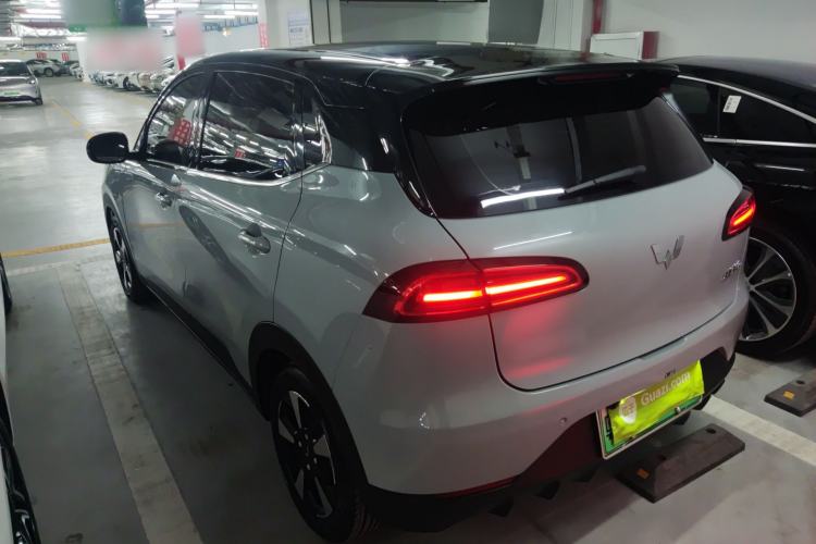 Used Wuling Bingo PLUS 2024 330 km Range Five-Seater Version Exterior 2
