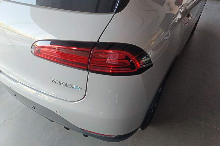 Used Wuling Bingo PLUS 2024 510 km Flagship Edition Four-Seater Version Exterior 2