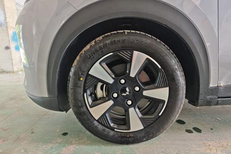 Used Wuling Bingo PLUS 2024 401 km Range 5-Seater Version Exterior 4