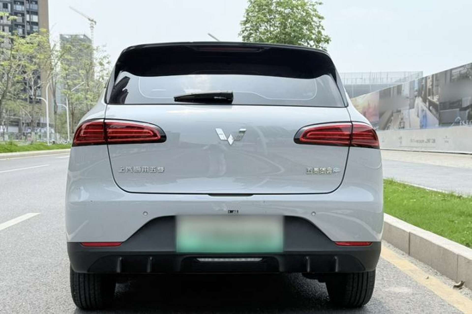 Used Wuling Bingo PLUS 2024 401 km Range 5-Seater Version Exterior 8